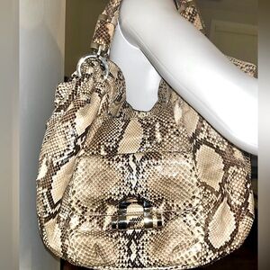 Amazing Michael Kors collection Tonne genuine snakeskin handbag silver p…